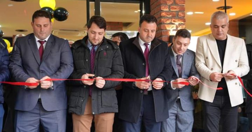 Türel Aksesapağı’nda açılışa katıldı