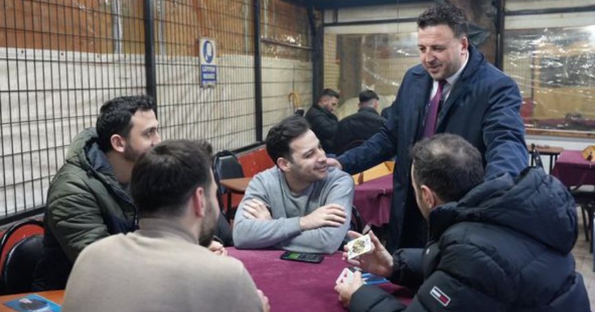 Türel, Güzeller Mahallesi gençlerini dinledi