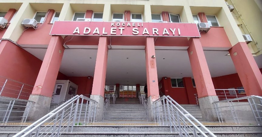 Mahkemede uyuşturucunun yerini tarif etti