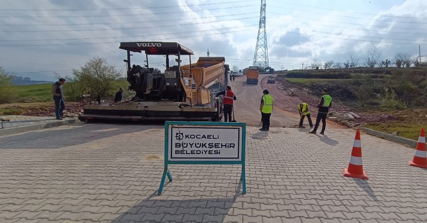 Sepetçi TOKİ Konutları giriş yolu asfaltlandı