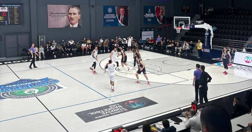 Çayırova Belediyesi, Pizza Lazza Haremspor'u mağlup etti
