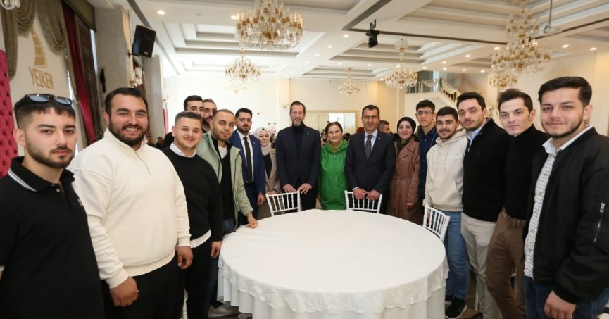 AK Parti Derince'de sandık müşahitleri buluşu