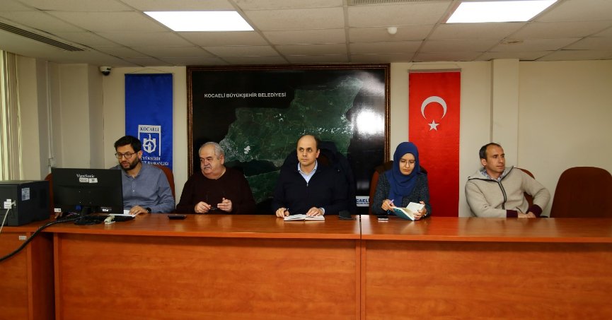 Büyükşehir'den Sanayi Mahallesi'ne futbol sahası