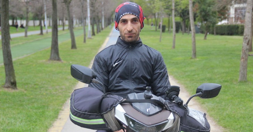 Trafikte ters köşe: Kavga edecekken bir anda böyle sarıldılar