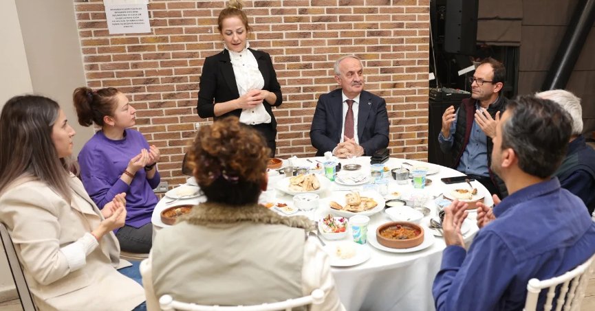 Derince’de İftar Buluşmaları Sürüyor