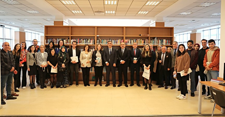 Kütüphane Haftası'nda Ödüller Sahiplerini Buldu