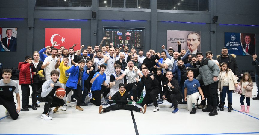 Çayırova Belediyesi Bornova deplasmanında