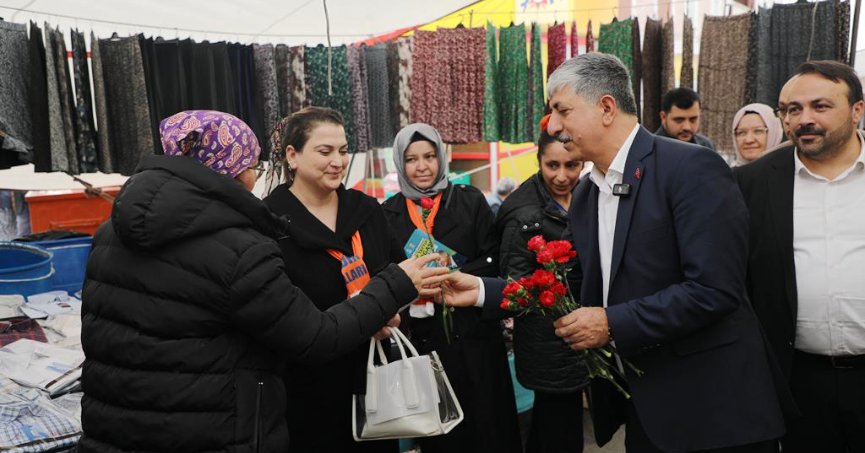 Ömeroğlu, Dilovası'nda gönüllere girdi