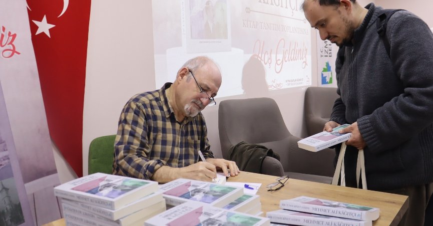 Kağıt sanayisine adanmış hayatın hikayesi sayfalara yazıldı