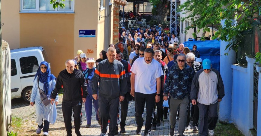 KOCAELİ GÖLCÜK’TE DOĞA YÜRÜYÜŞÜNDE BULUŞTU