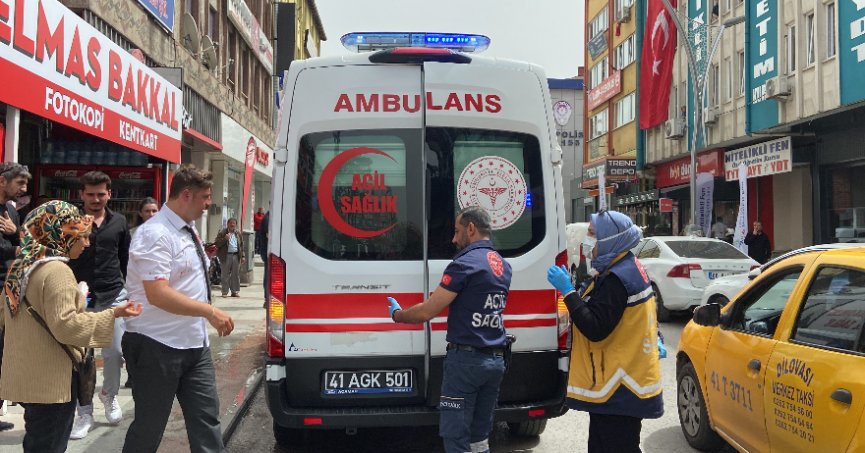 Otobüs şoförünün burnunu kırdılar