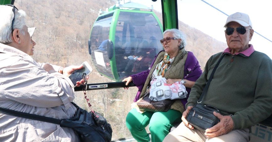 Büyüklerimizin teleferik heyecanı