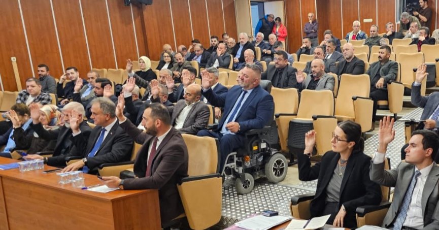 Engelli Meclis Üyesi İçin Engelleri Kaldırdı