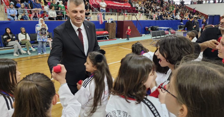 GÖLCÜK BELEDİYESPOR SPORCULARI KUŞAK ATLAMA SEVİNCİ YAŞADI