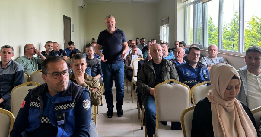 Zabıtaya etkili iletişimin püf noktaları anlatıldı