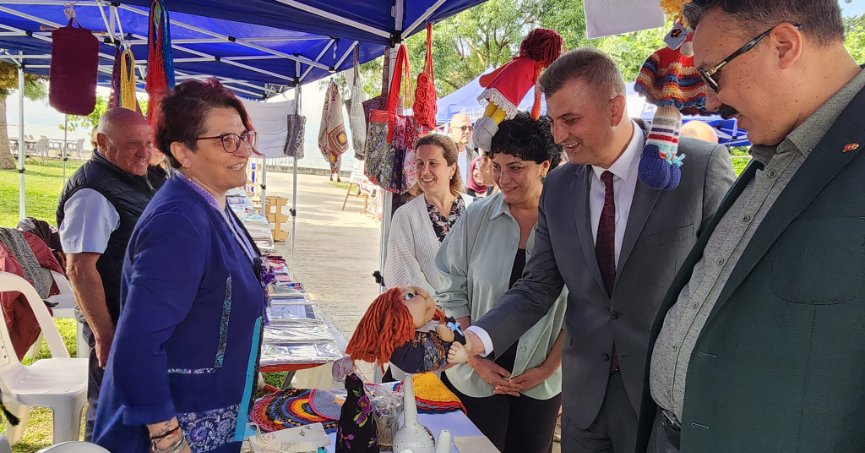 BAHAR ŞENLİĞİ KAVAKLI SAHİLİ AMFİ'DE BAŞLADI