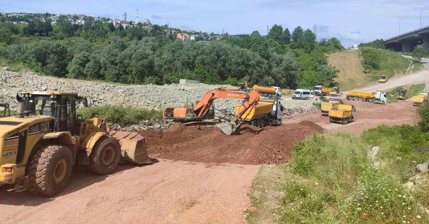 Wilcynski Caddesi’nde yol çalışmasına devam
