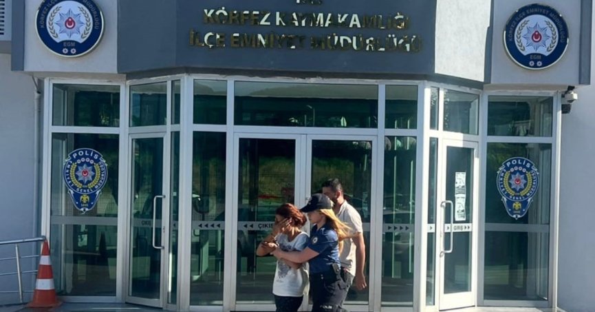 Hırsızlıktan aranıyordu, aynı suçu işleyeceği sırada yakalandı