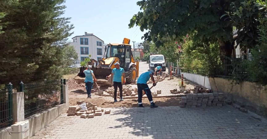 Turizm bölgelerinde parke yollar yenilendi