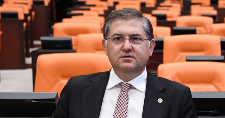 YILDIZLI, ALİKAHYA KUMLA DERESİNDEKİ KİRLİLİĞİ MECLİSE TAŞIDI