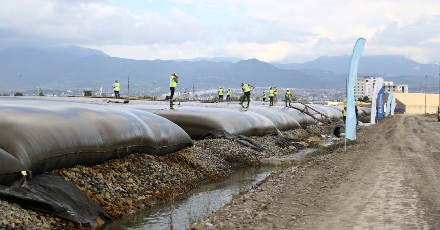Dip Çamuru temizliğinde ikinci etap ihalesi yapıldı