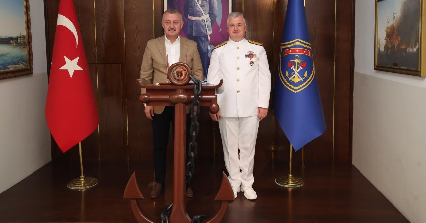 Başkan Büyükakın: Deniz Kuvvetlerimizle gurur duyuyoruz