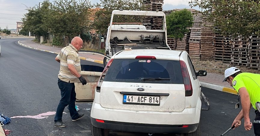 Otomobil, çöp konteynerine çarparak takla attı: 1 yaralı