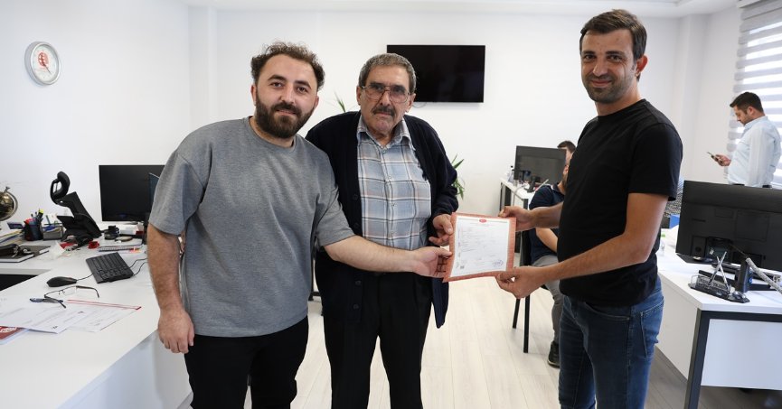 KARTEPE DERBENT’TE 436 KONUTUN TAPULARI DAĞITILIYOR