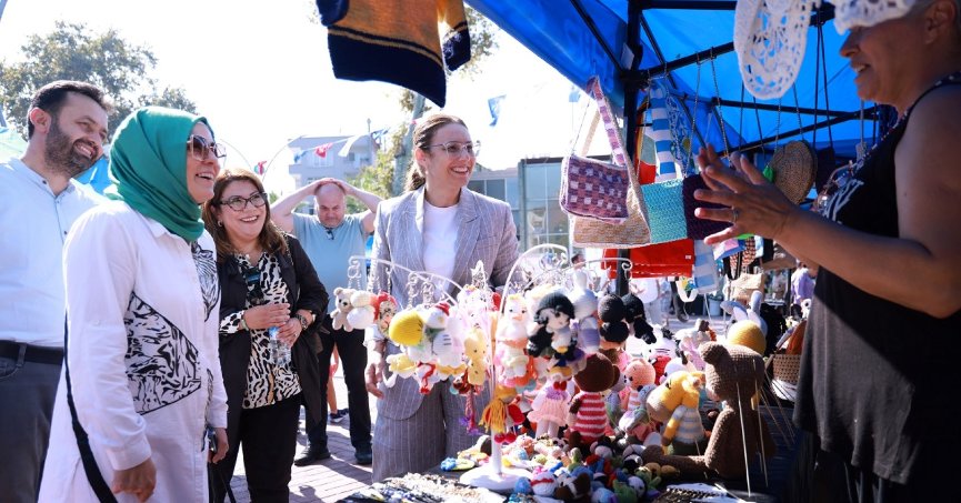 Üreten kadınlar alışveriş festivalinde buluştu