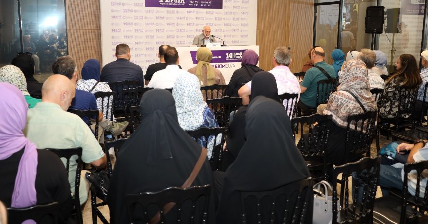 ‘’Kasabalı bir toplumuz, kasabada sıkışıp kaldık’’