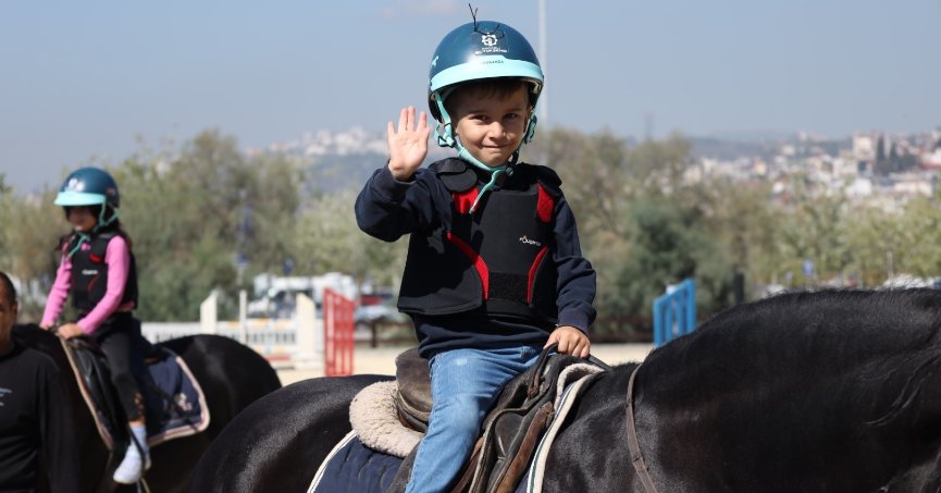 20 bin çocuk binicilik sporuyla tanıştı