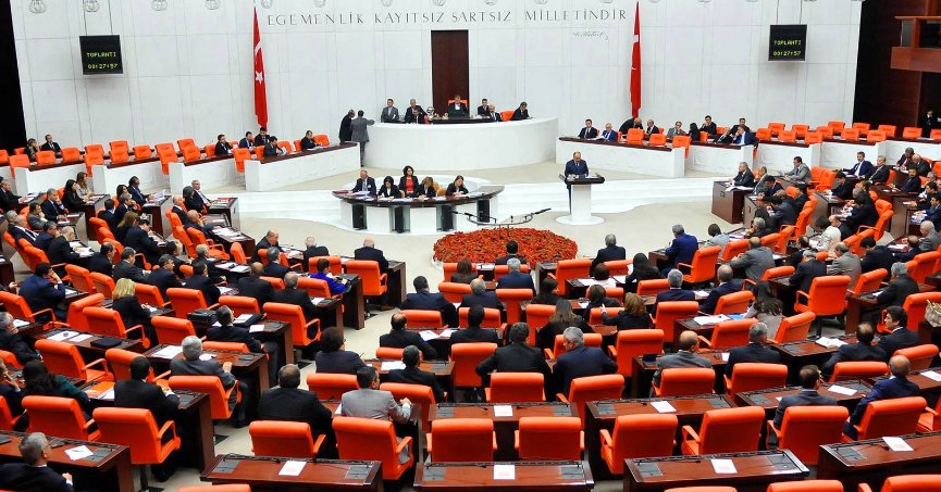 Kadınların soyadına ilişkin düzenlemeyle ilgili yeni gelişme