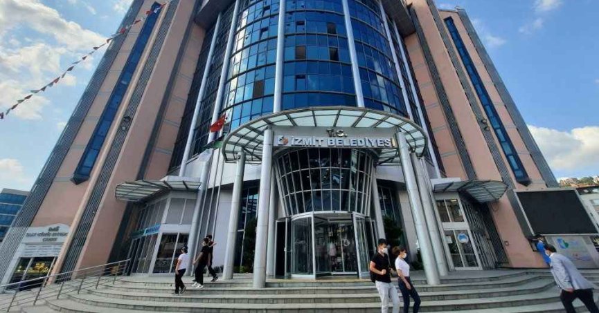 Başkan yardımcıları değişti