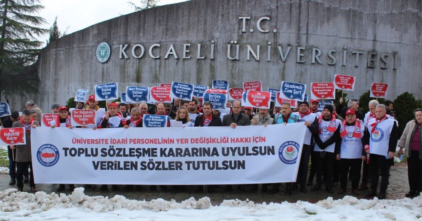 Üniversite Çalışanları Haklarını İstiyor!