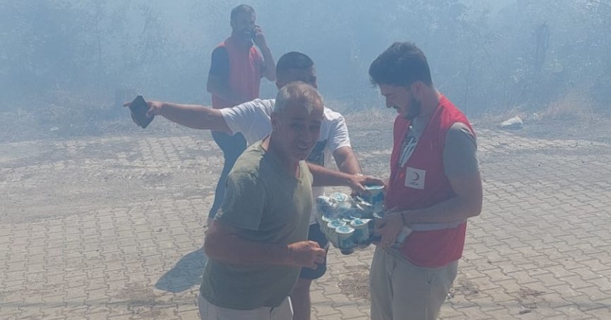 Kızılay’dan Karamürsel Suludere’deki Orman Yangınına Anında Destek