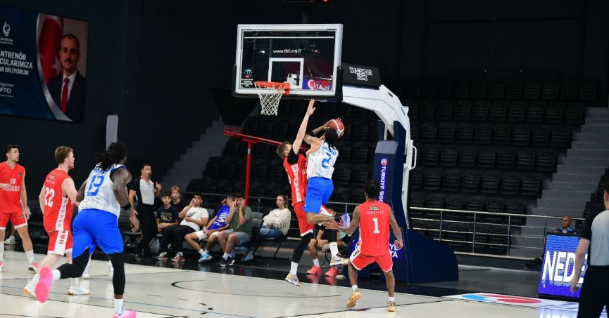 Çayırova Belediyesi, hazırlık maçında Haremspor'u yendi