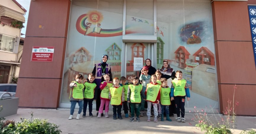 İZGİM, minikleri Çocuk Kütüphanesi’nde ağırladı