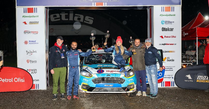 Geçen sene taklalar attığı yarışı, bu sene zirvede bitirdi