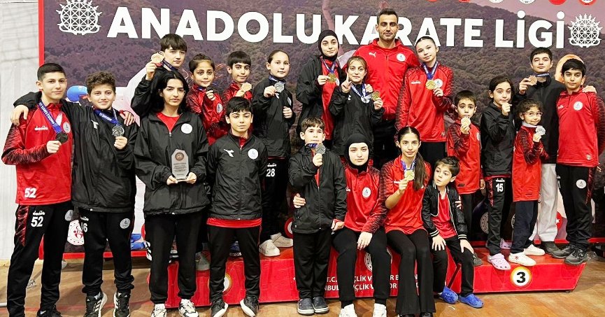 Körfezli karatecilerin madalya avı