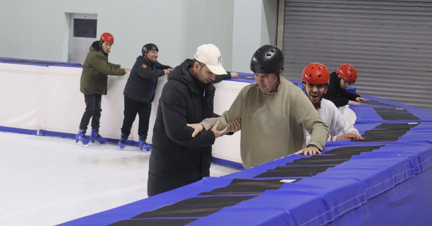 YADEV öğrencileri buz pistinde unutulmaz anlar yaşadı