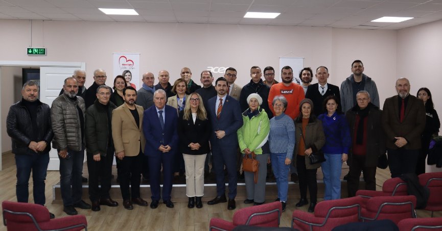 Cumhuriyet’in Kuruluşunda Basının Rolü İzmit’te Ele Alındı