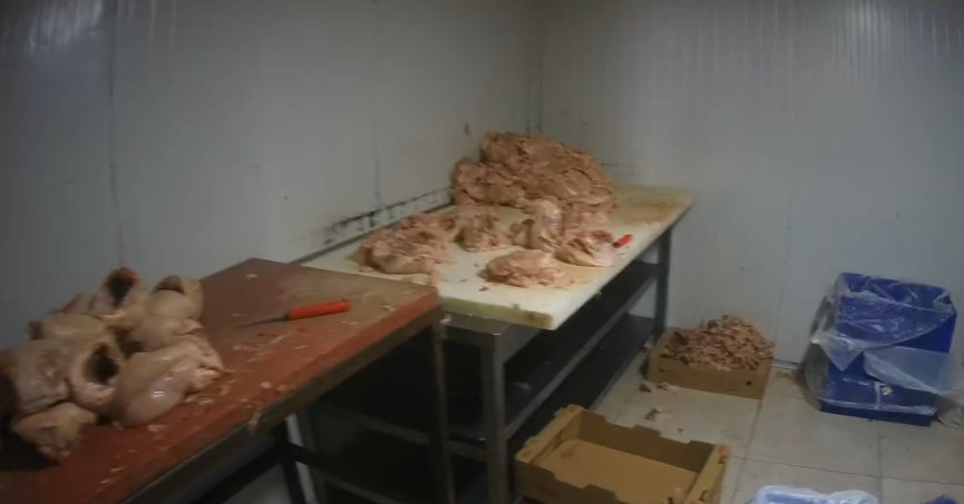 Ruhsatsız ve sağlıksız üretim yapan işletme kapatıldı