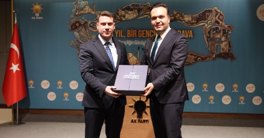 “Yılın En Coşkulu Teşkilatı” Ödülü