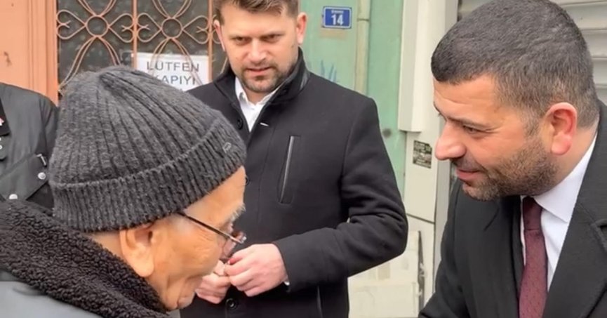 Tamyüksel “20 yıldır yönetilen bir kentte hâlâ belediyecilik dersi veriliyor”