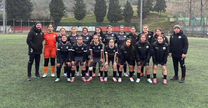 Körfez GB U17 Kadın Takımı Deplasmanda Farklı Galip