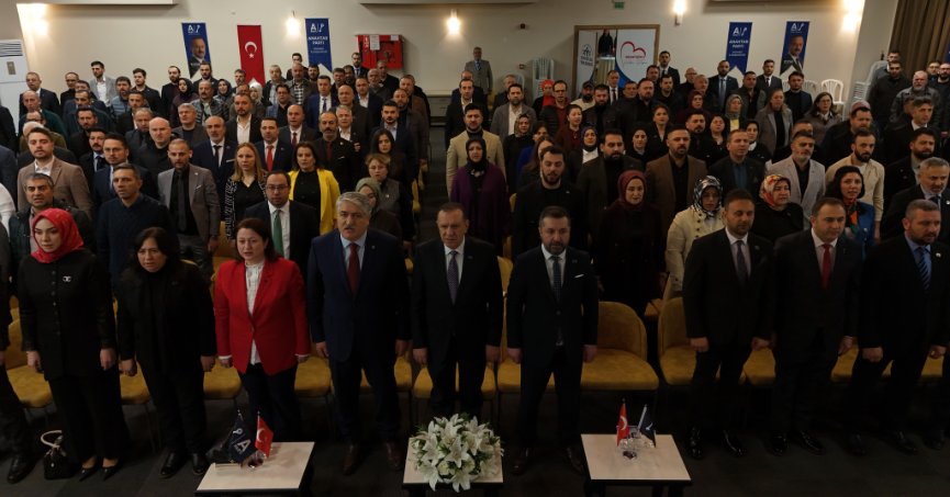 Anahtar Parti Kocaeli’de Parti İçi Eğitim Programını Tamamladı