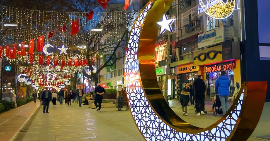    Büyükakın: “Ramazan ayı  özümüze dönüşün vaktidir”