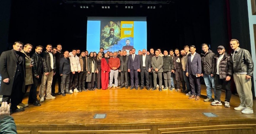  AK Gençler Tarih Şuuruyla Buluştu