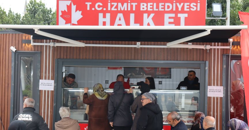  İzmit Belediye Meydanı’nda olacak