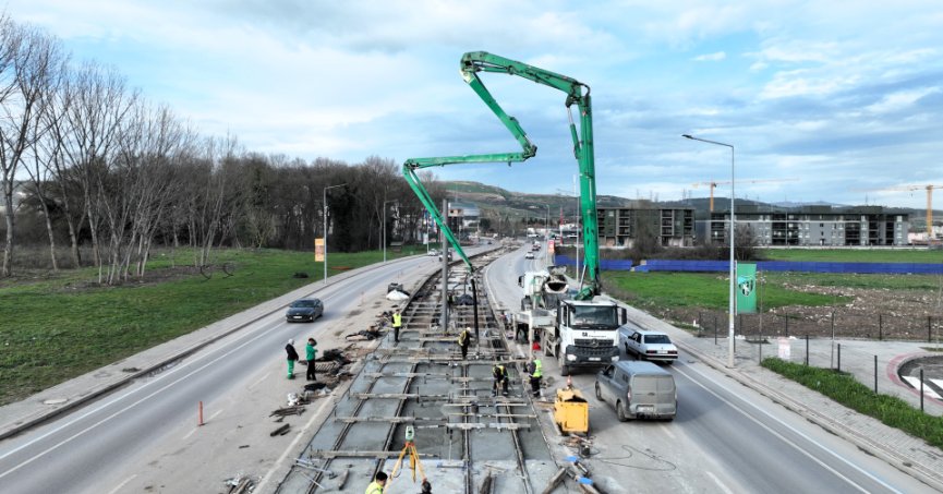 Kartepe Tramvay Hattı’nda durmak yok